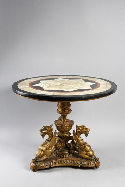 Tripod pedestal table in carved and gilded...