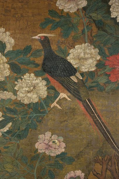 CHINE - XIXe siècle 
Encre polychrome sur soie, faisan posé sur un rocher fleuri...