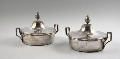 null Pair of silver covered vegetable dishes with two handles with twisted laurel...