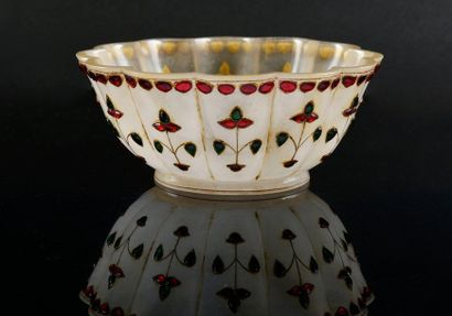 null Poly-lobed bowl in white jade decorated with ruby and emerald coloured enamelled...