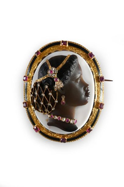 null Cameo dressed in multilayered agate known as "à la Négresse", the hairstyle...