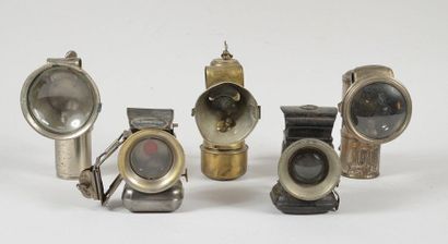 null Pack of 5 acetylene and other lamps for bicycle. Various periods. As is.
