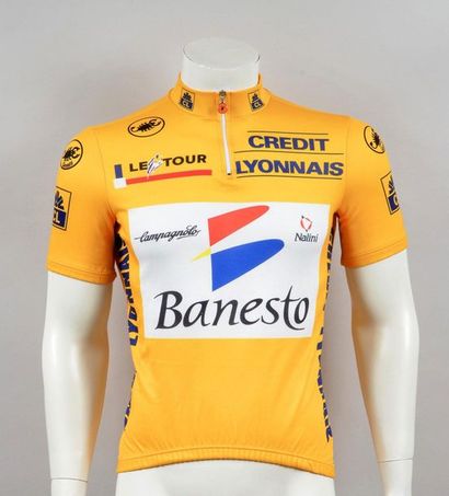 null Miguel Indurain. Maillot Jaune de leader du Tour de France 1994. Il remporte...