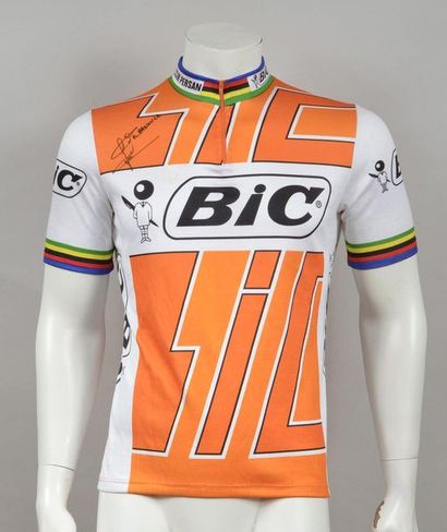 null Dominique Arnould. Jersey worn during the 1997 Cyclo-Cross season with the Bic...
