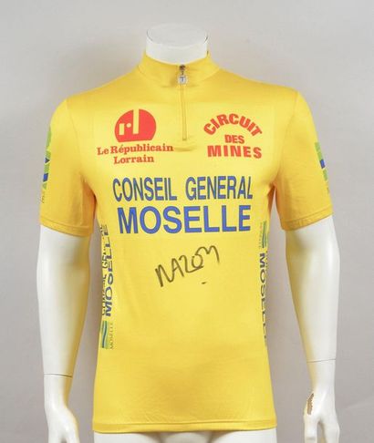 null Jean-Patrick Nazon. Yellow leader jersey worn on the 1998 Circuit des mines...