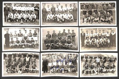 null Album of 22 photo cards of the 16 teams of the French Federal Football Championship...