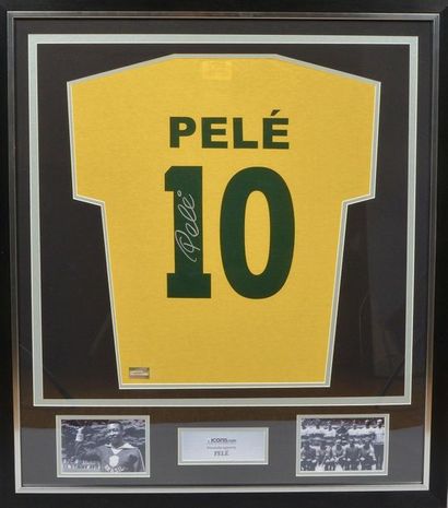null Pelé. Maillot memorabilia N°10 de l'équipe du Brésil. Signature authentique...