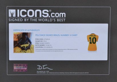 null Pelé. Memorabilia jersey N°10 of the Brazilian team. Authentic signature of...