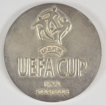 null Porto's commemorative medal for the 2003 UEFA Cup final against Celtic Glasgow...