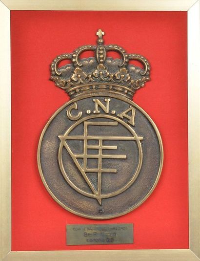 null Grande plaque en bronze offerte par le comité National des arbitres Espagnols...