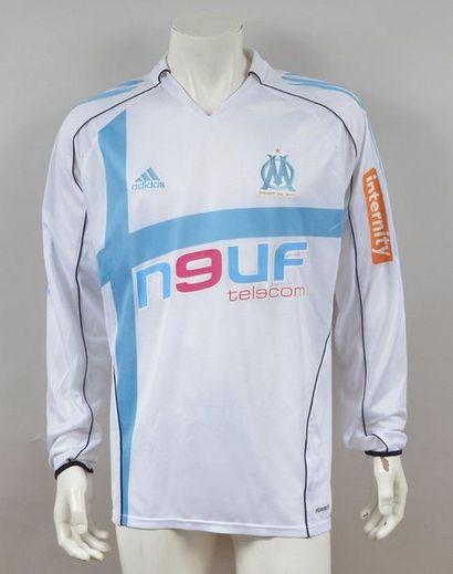 null Mamadou Niang. Olympique de Marseille N°11 jersey worn during the 2005-2006...