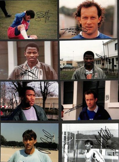 null Paris Saint-Germain. Ensemble de 20 photos originales d'anciens joueurs du PSG...