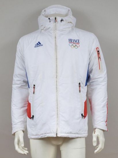 null VANCOUVER 2010. Official jacket of the French team for the Winter Games. Size...