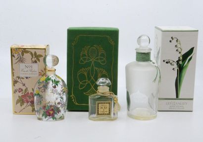 null Various Perfumers - (years 1990-2000) 

Lot including Laura's "N°1" perfume...