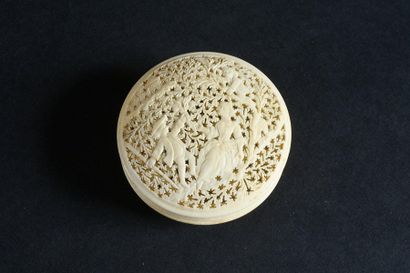 null Ivory landscape, early 18th century Round ivory
box*, very finely pierced and...