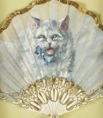 null The meowing cat, circa 1900-1920
Folded fan, balloon-shaped, the silk sheet...