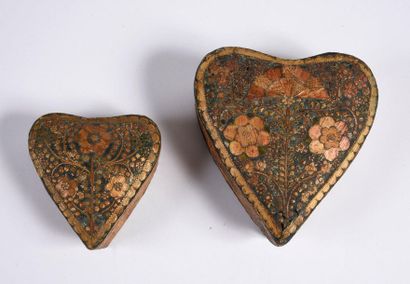 null Boîtes cœur, XVIIe siècle
Deux boites gigognes de forme cœur en carton recouvert...