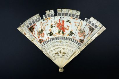 null The two phoenixes, China, early 18th century
Fan of broken bone type pierced...