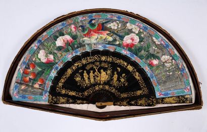 null White screens, China, ca. 1850
Folded fan, double sheet of wallpaper of a garden...