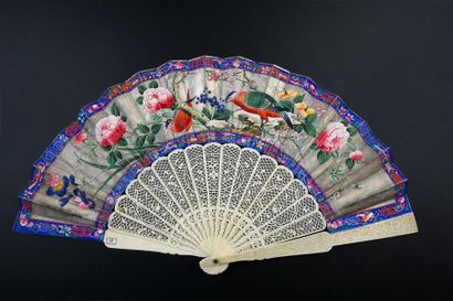 null Residence and terraces, China, circa 1850
Folded fan, double sheet of paper,...