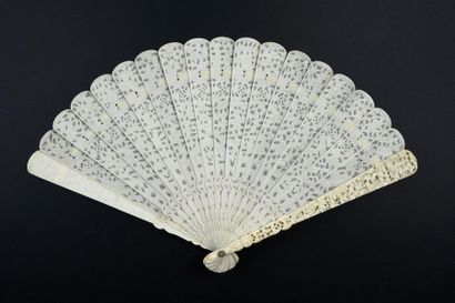 null Chinese garden, China, 19th century Broken type
fan made of bone pierced and...