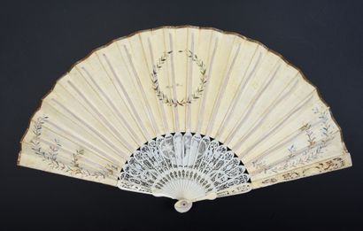 null The loves of Mars and Venus, circa 1790-1800
Small folded fan, the leaf in skin,...