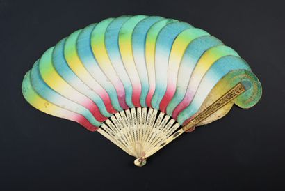 null Boteh in colors, circa 1820-1830
Rare fan composed of palmettes in embossed...