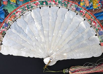 null The arrival in a boat, China, 19th century
Beautiful folded fan, the double...