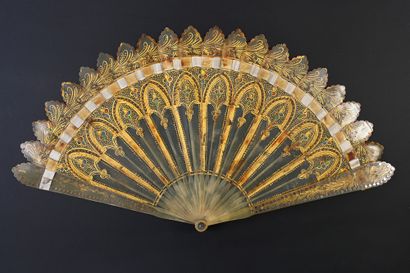 null Gilded arches, circa 1820
Gothic Revival style broken fan in blond horn painted...