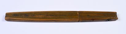null Dagger - Fan in trompe l'oeil, Japan, 19th century
Rare fan dagger called "tanto"....