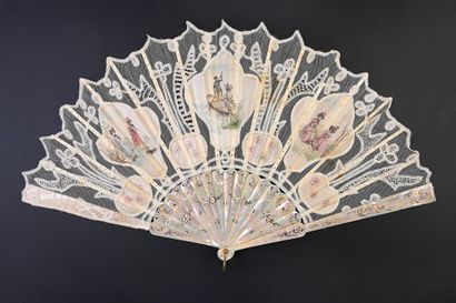 null Art nouveau, circa 1900
Original folded fan, the tulle leaf decorated with seven...