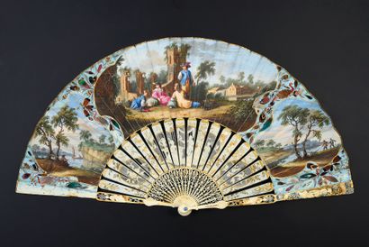 null Feathers and straw, circa 1760
Very refined folded fan, the leaf in skin, mounted...