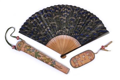 null Fan case, China, 19th century
Salmon colored silk case embroidered with gold...