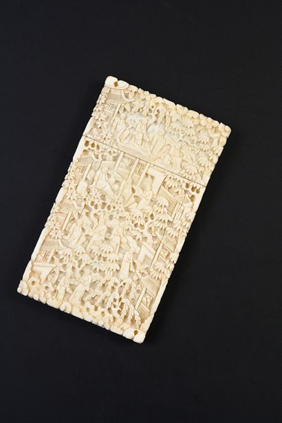 null Card case, China, early 19th century
Small rectangular ivory case carved on...