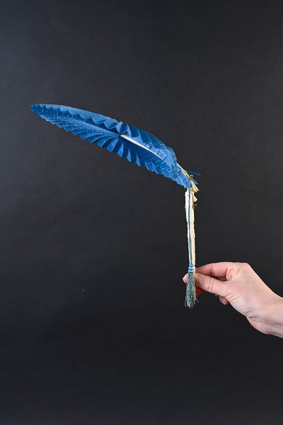 null Pocket umbrella, circa 1860
Adjustable pocket umbrella. Royal blue silk flag.
This...