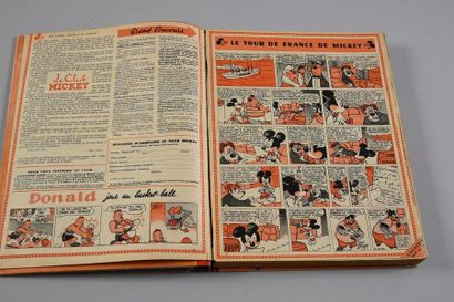 DISNEY 
Publisher's binder, mickey's diary N°1 (numbers 1 to 26), from 1952. 
Very...