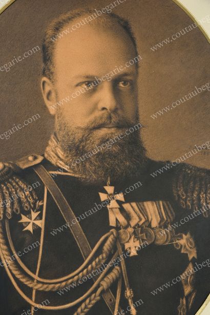 ÉCOLE ÉTRANGÈRE DE LA FIN DU XIXe SIÈCLE. Portrait de l'empereur Alexandre III (1845-1894).
Dessin...