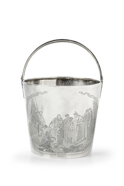 null VODKA BOWL
IN THE FORM OF A SILVER BASKET.
By MUKINA, Moscow, 1896.
Of cylindrical...