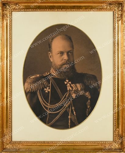 ÉCOLE ÉTRANGÈRE DE LA FIN DU XIXe SIÈCLE. Portrait de l'empereur Alexandre III (1845-1894)....