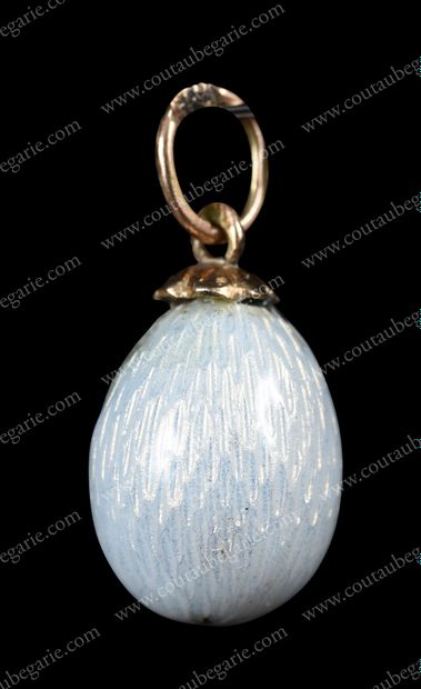 SMALL MINIATURE EGG PENDANT. By AFANASIEFF...