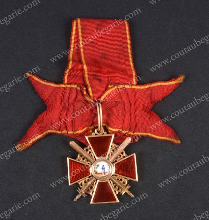ORDER OF SAINT ANNE (Russia). Gold and enamel...