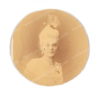 null ZENAID NICOLAYEVNA, Princess Yusupov, Countess Felix Soumarokoff-Elston (1861-1939)....