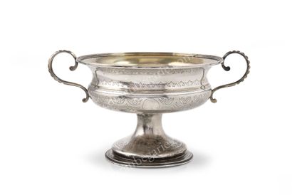  SILVER PRESENTATION CUP. By AFANASIEFF, Moscow, 1879. Of cylindrical form, flared...