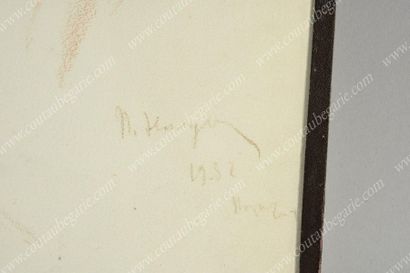 ÉCOLE RUSSE DU XXe SIÈCLE. 
Portrait d'homme.
Sanguine sur papier, signée en bas...
