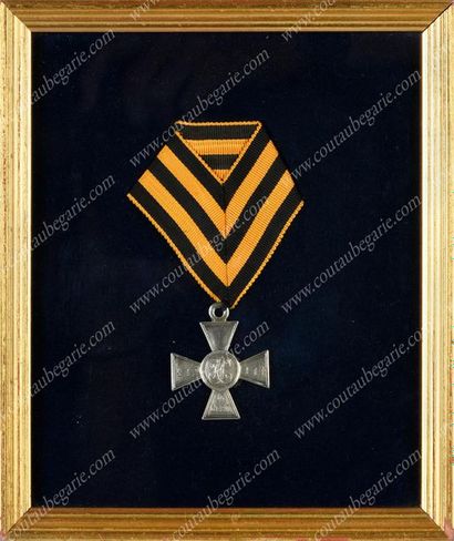 null ORDRE DE SAINT-GEORGES (RUSSIE).
Insigne de 4e classe, avec son ruban, portant...
