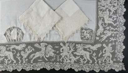  Parure de lit drap et deux taies, linon et dentelle, début du XXe siècle. Une parure...