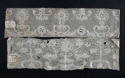 null Five borders, spindles, Flanders, 18th century.
In bobbin lace with continuous...