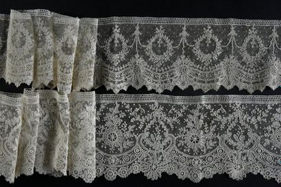 null Three ruffles, Gauze stitch, needle, 2nd half of the 19th century.
Decorated...