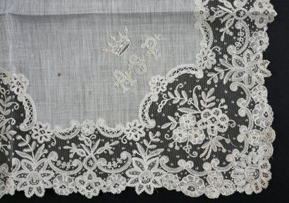 null Handkerchief, application from England, Cie des Indes, end of the 19th century.
Handkerchief...
