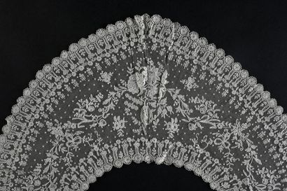 null Collars in application of England, 2nd half of the 19th century.
Two collars...